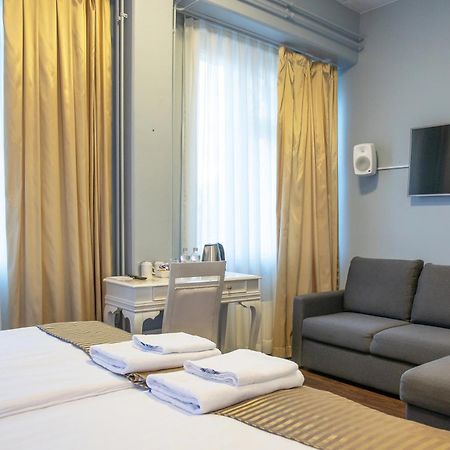 Hotel Golden Dome Iisalmi Esterno foto