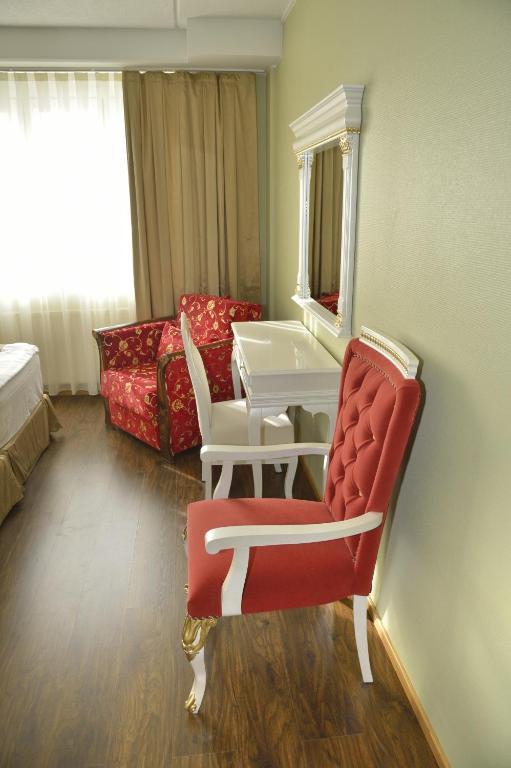 Hotel Golden Dome Iisalmi Esterno foto