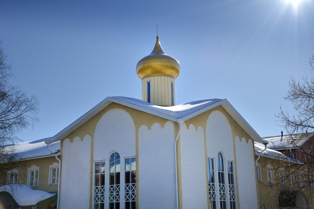 Hotel Golden Dome Iisalmi Esterno foto